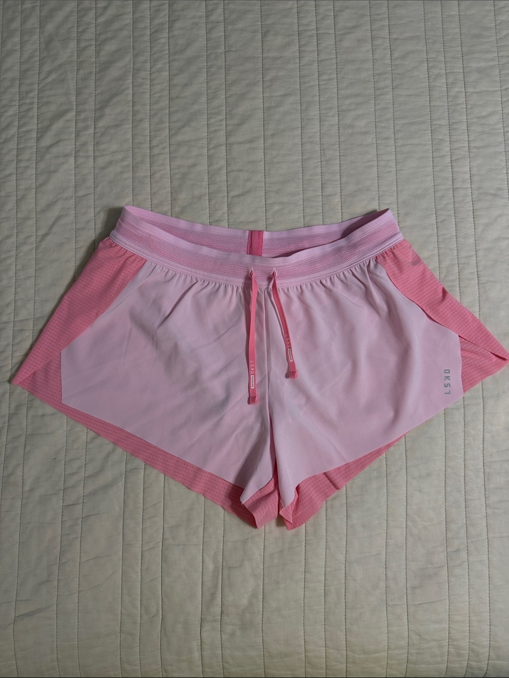 LSKD Women’s Midrise Accelerate Running Shorts size Large 2 tone pink